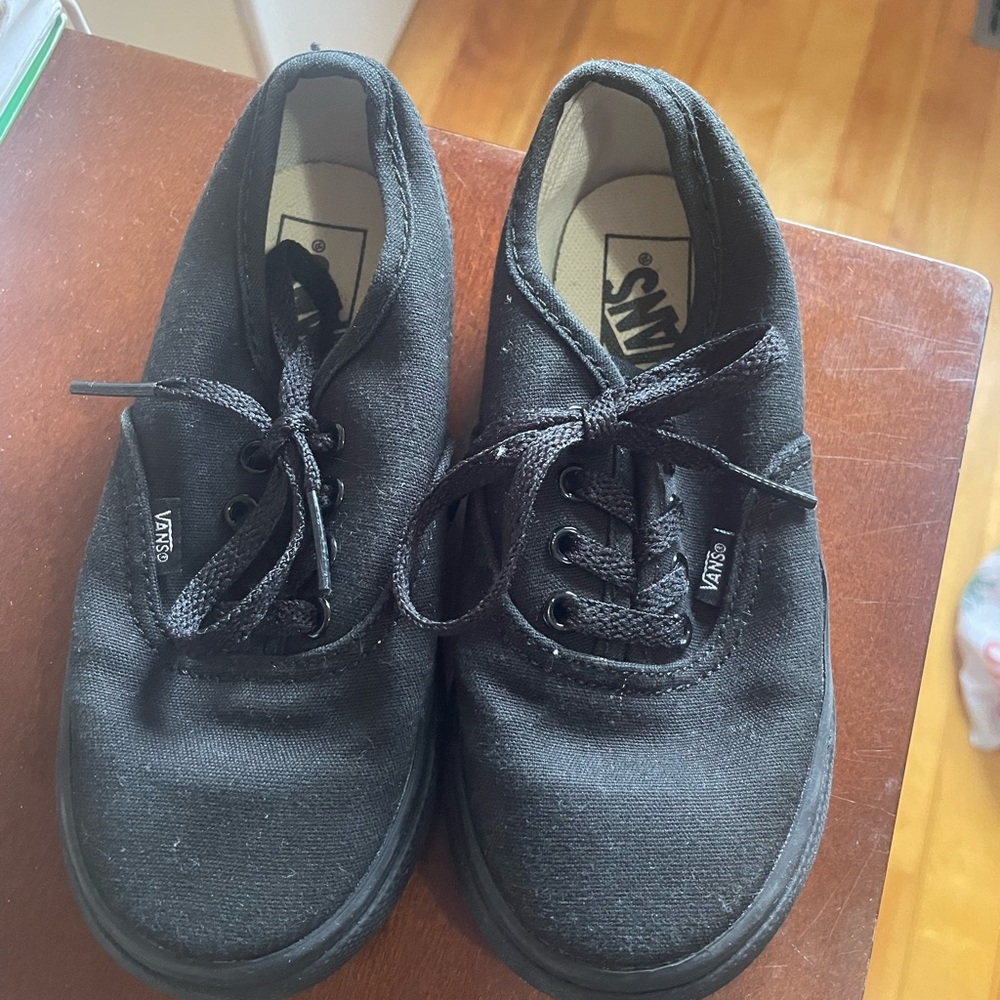 Vans Kids Black Canvas Low-Top Sneakers